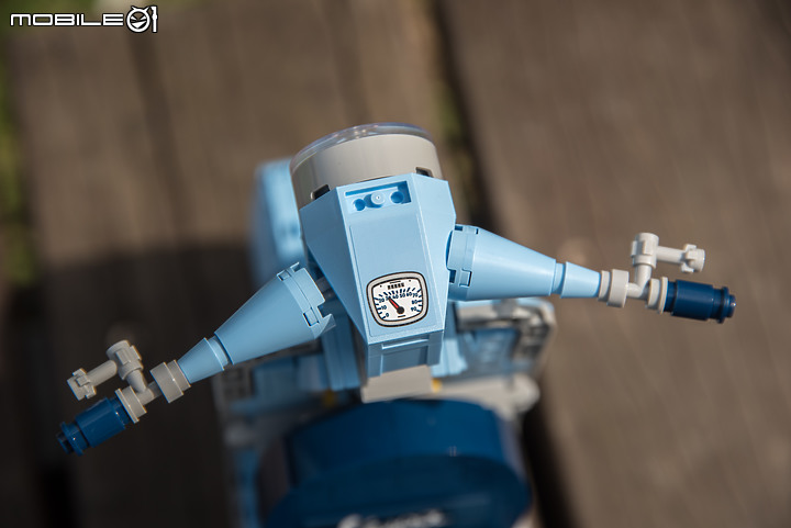 樂高 LEGO 10298 Vespa 125|忠於原貌的義式浪漫風情!
