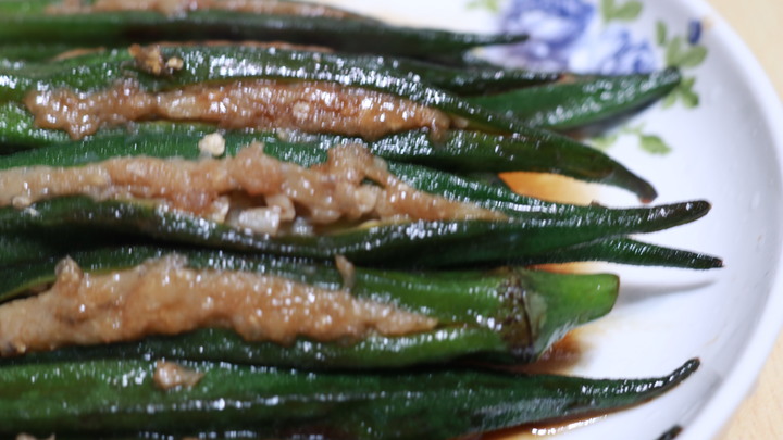 秋葵釀魚肉|煎釀秋葵