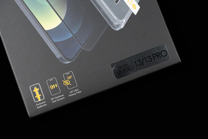 iPhone 13 Pro 防窺保護貼 螢幕顏色推（Face ID）