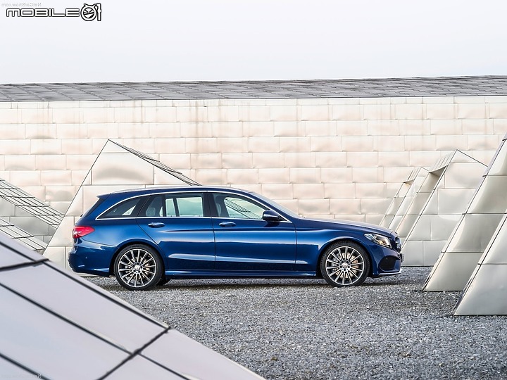 M-Benz C300 Estate運動版試駕 │ 能帥能跑更能載，科技跑旅人人愛！