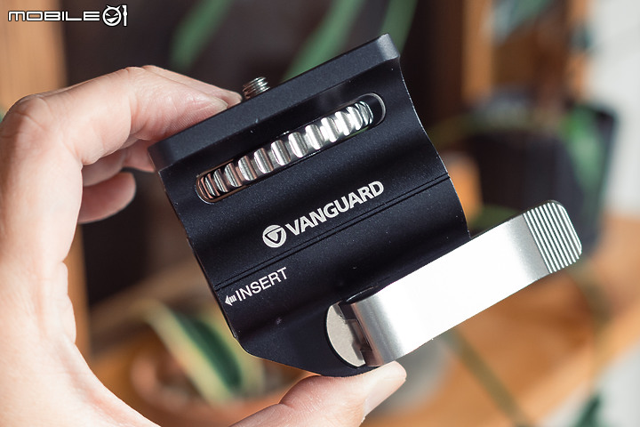 Vanguard VEO 3T+ 264CB 中柱可橫置碳纖維腳架|多工多用途 還能變身單腳架!