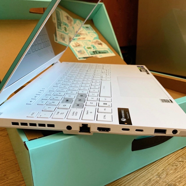 【開箱】生而不同的天選三 2022 ASUS TUF Gaming F15魔幻青開箱