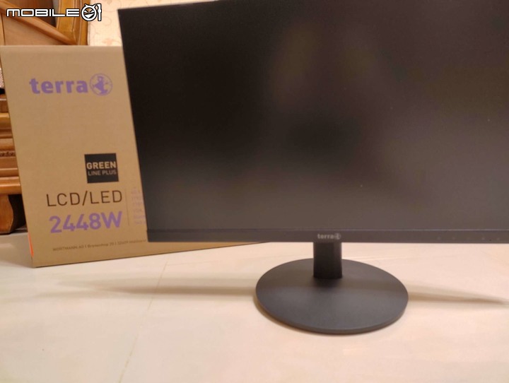 沃特曼Terra 23.8吋 Panel開箱