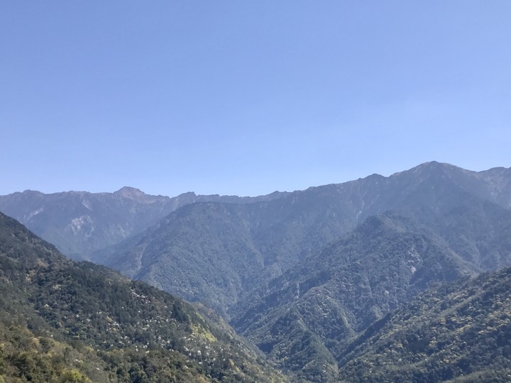 跨界 Cross 旅遊--翠巒、紅香、瑞岩、慈峰、翠峰、靜觀、合作、平靜、力行、華岡