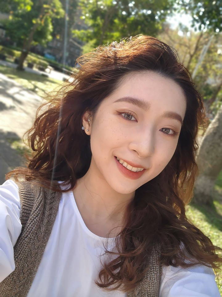 點我看大圖 【小宅開箱】三星 Galaxy S22 UItra 兩周心得 iPhone使用者都想換啦 !