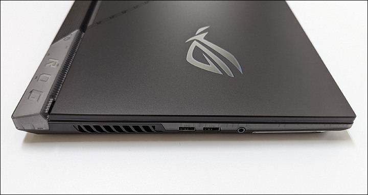 快速開箱:ROG Strix SCAR 15 G533ZW