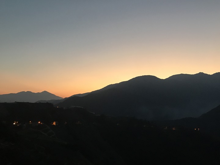 跨界 Cross 旅遊--翠巒、紅香、瑞岩、慈峰、翠峰、靜觀、合作、平靜、力行、華岡