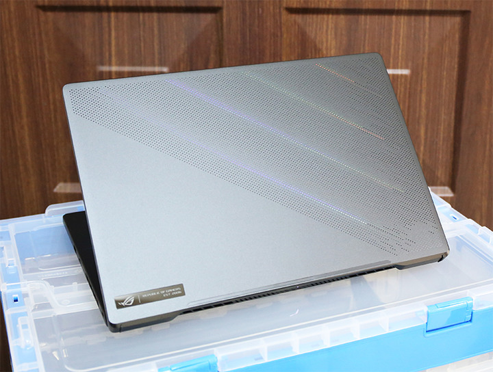 【西風】ROG Zephyrus M16 圖賞