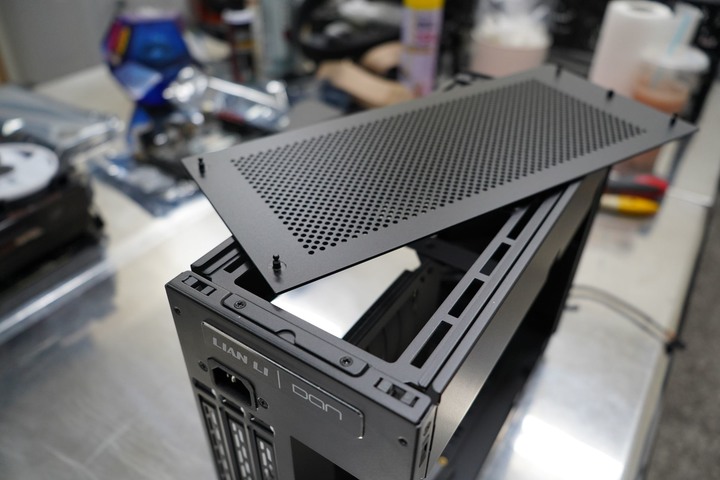 LIAN LI 聯力 A4-H2O 迷你 ITX 機殼 魔術大空間