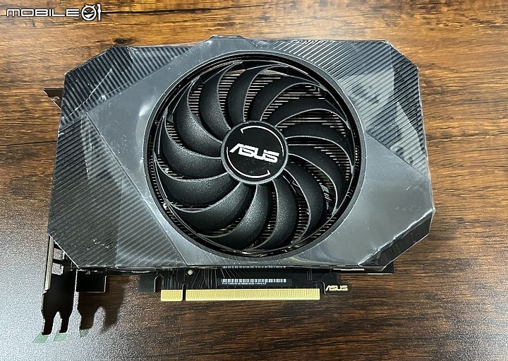 迷你小巧緊湊型 Phoenix RTX 3050 8GB 開箱