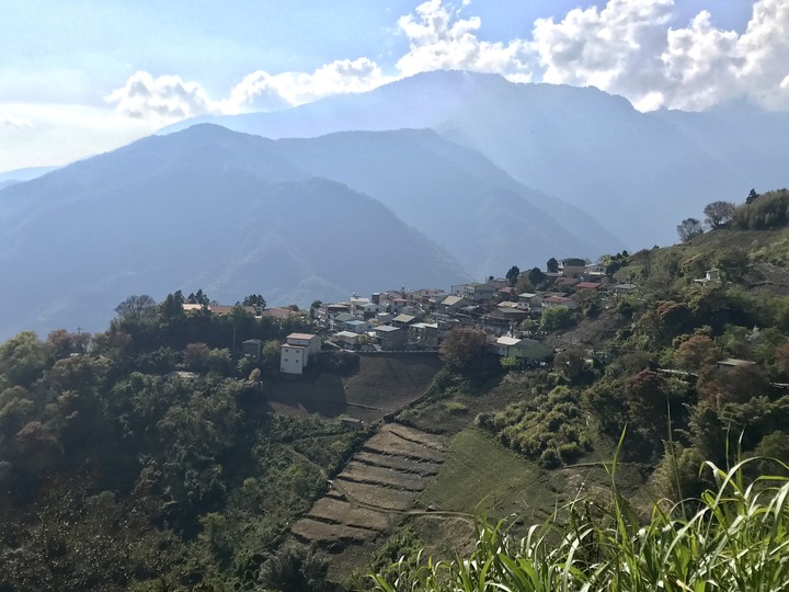 跨界 Cross 旅遊--翠巒、紅香、瑞岩、慈峰、翠峰、靜觀、合作、平靜、力行、華岡