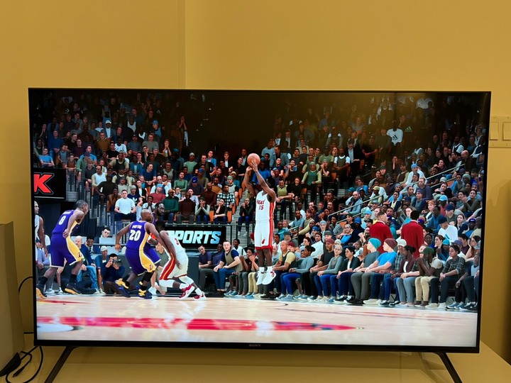 點我看大圖 幫有PS5的人生勝利組朋友開箱X90J