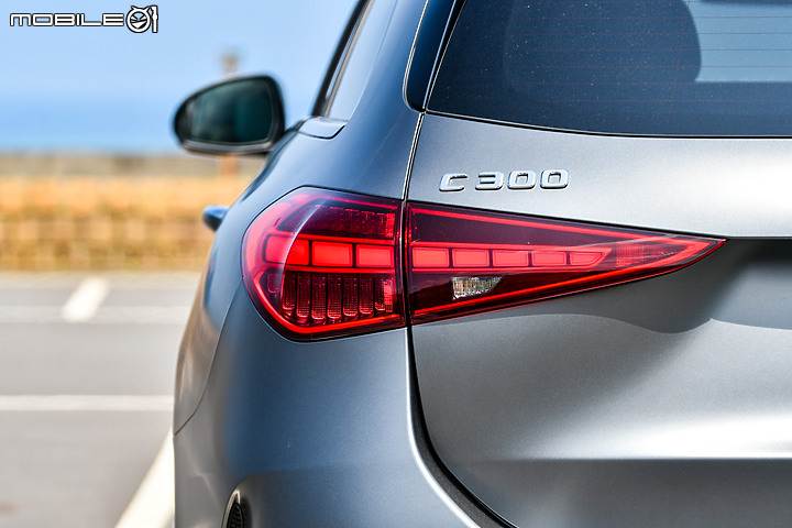 M-Benz C300 Estate運動版試駕 │ 能帥能跑更能載，科技跑旅人人愛！