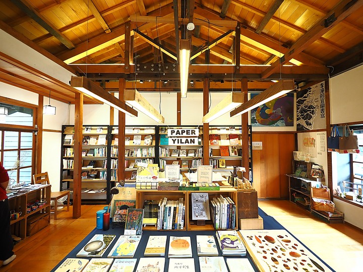 蘇澳 計程車博物館、冬山 阿瘦羅水木紀念圖書館 羅東 成功國小校長宿舍與舊禮堂|moku 旅人書店 — 宜蘭鐵道小旅行之二