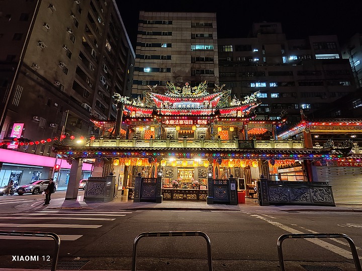 小米12 Pro上手：重點測試萬物追焦、溫度散熱、夜間拍照