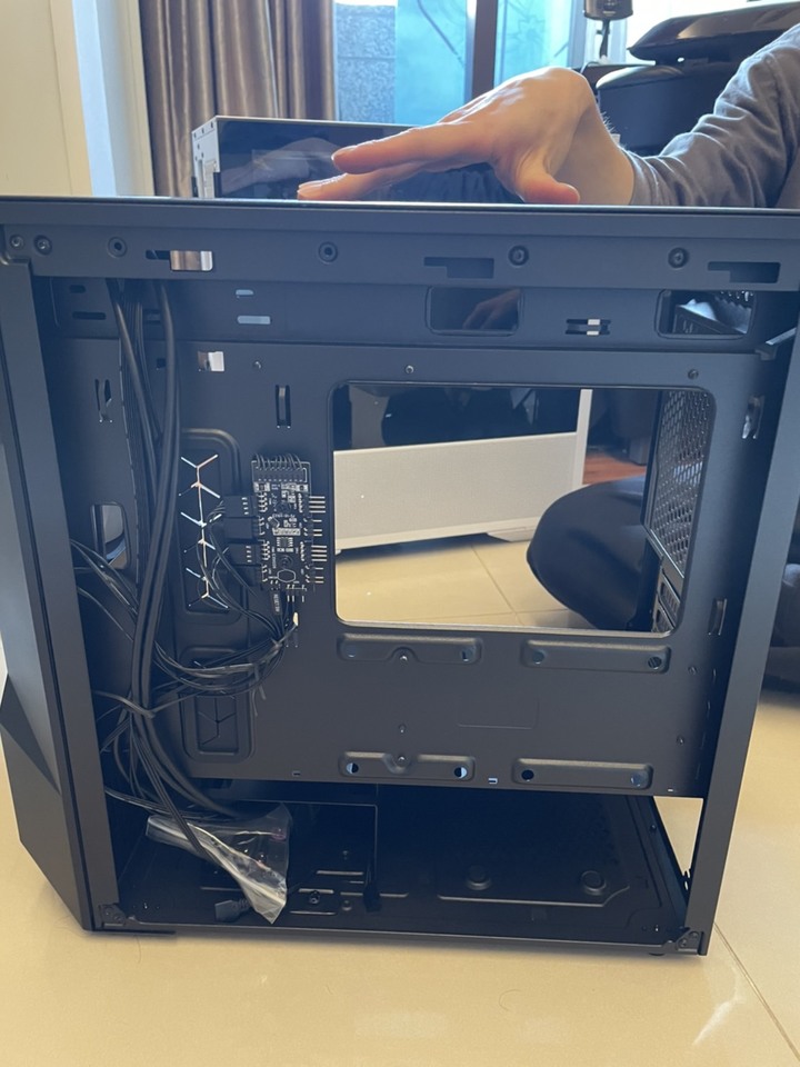 《經典系列注入新靈魂》- Cooler Master TD300 MESH - M-ATX緊湊型大風量機殼開箱