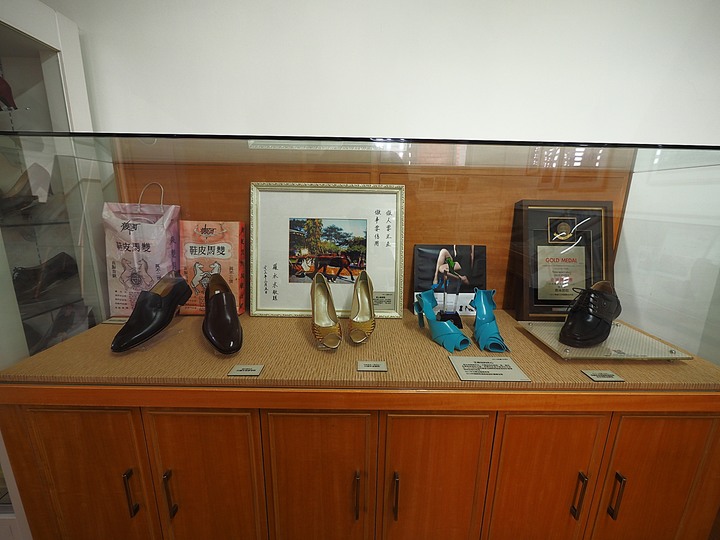 蘇澳 計程車博物館、冬山 阿瘦羅水木紀念圖書館 羅東 成功國小校長宿舍與舊禮堂|moku 旅人書店 — 宜蘭鐵道小旅行之二