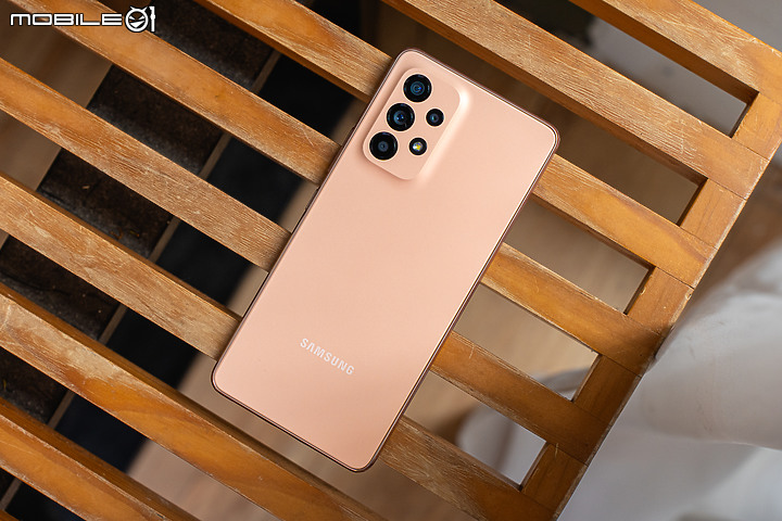 三星Galaxy A53體驗|超值中階小改再出發 有什麼變化?