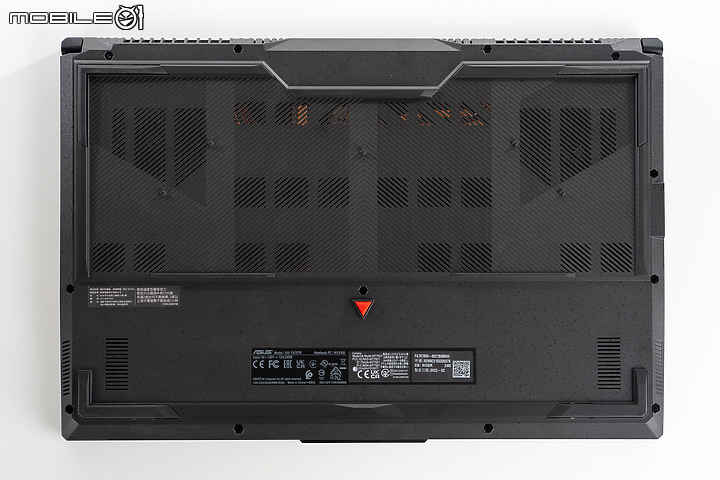 ASUS TUF Gaming A17 測試報告|全方位蛻變的平價電競筆電!