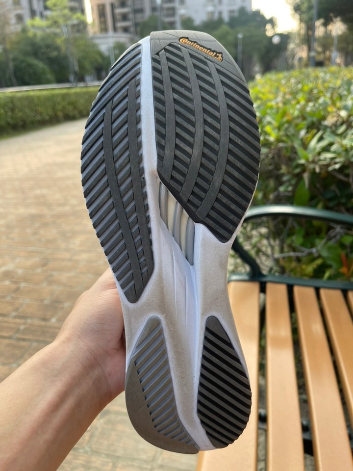 [心得] Adidas Adizero Boston 10開箱