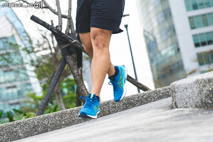 ASICS GEL-NIMBUS 24 評測報告|緩震回彈的奧義!