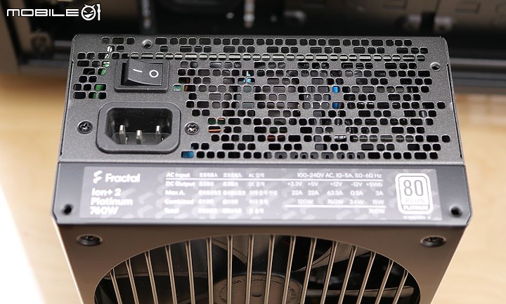 緊湊機身進化，空冷高階機殼首選 FD Torrent compact 雙面黑玻璃