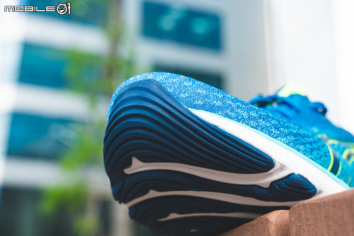 ASICS GEL-NIMBUS 24 評測報告|緩震回彈的奧義!