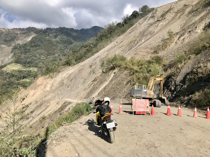 跨界 Cross 旅遊--翠巒、紅香、瑞岩、慈峰、翠峰、靜觀、合作、平靜、力行、華岡