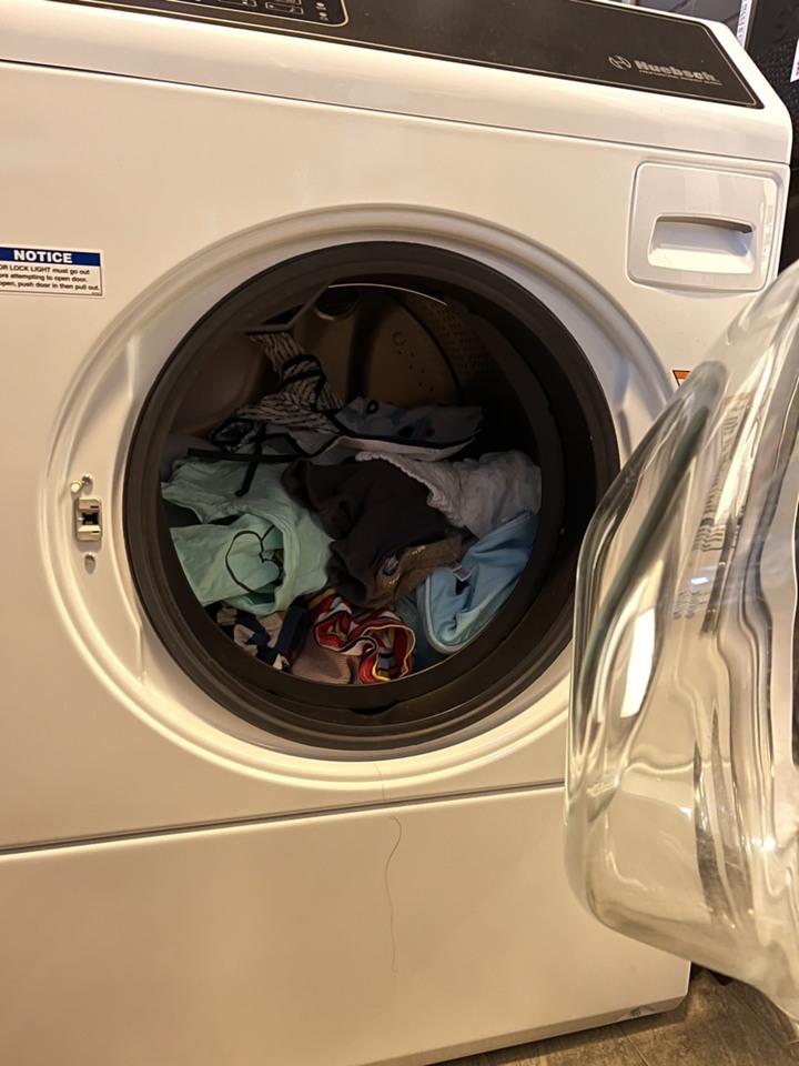 同樣是精品…老婆要的是優必洗(洗+烘)