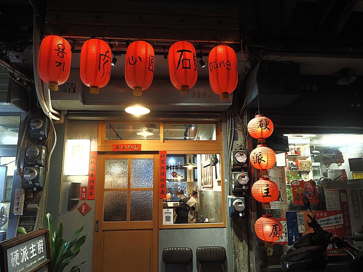 東門市場，令人懷念的夜間食肆，一年半未見之再訪 — 新竹市區春遊散策集錦之三