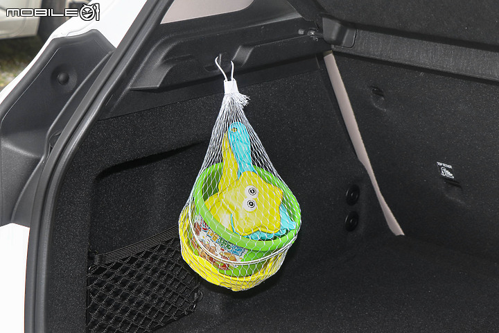 BMW 220i Active Tourer Luxury 大改款試駕｜不只iDrive 8.0，你得再重新認識一次這輛BMW！