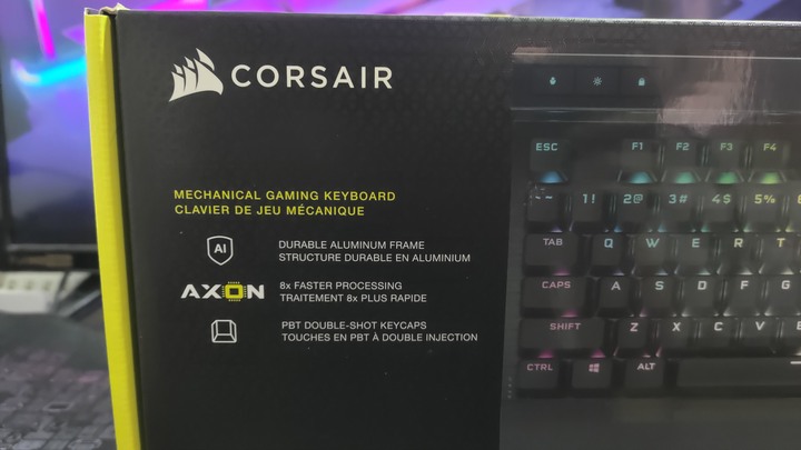 前有寶物!CORSAIR K70 RGB PRO 鍵盤開箱分享