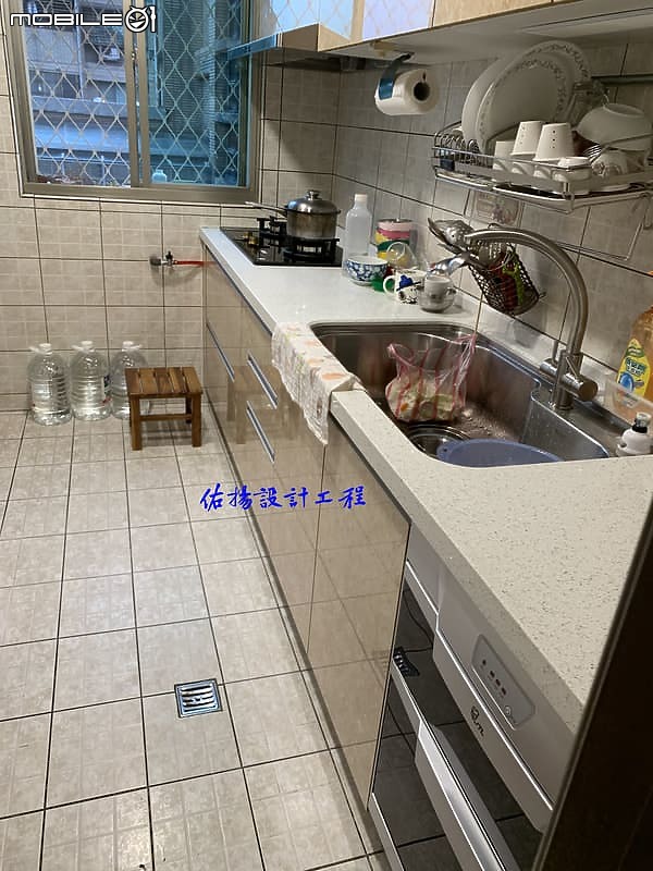 過年前廚房大改造計劃  |  杉木天花板加系統廚具 |  實際案例分享