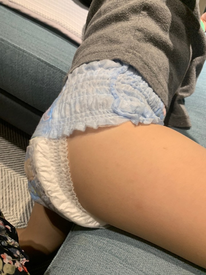 夜用尿布吸收力評比(巧虎安睡褲、滿意晚安褲、麗貝樂、大王夜晚褲)