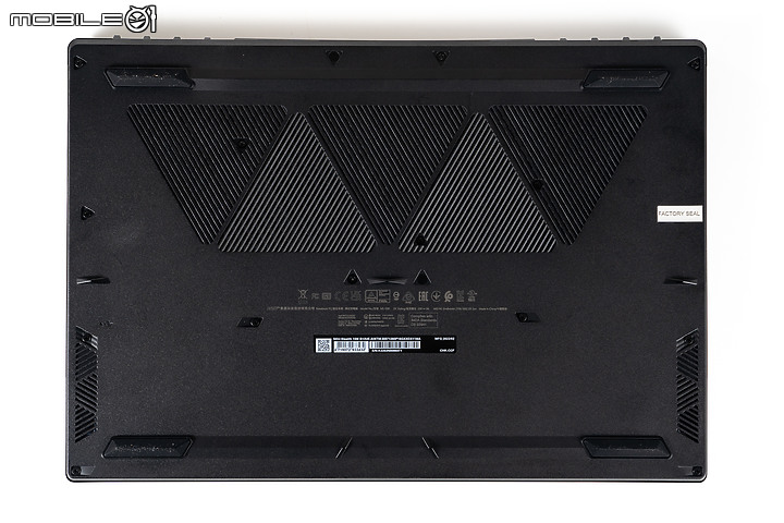 MSI Stealth 15M B12UE 測試報告|換上都會風的輕薄電競筆電!