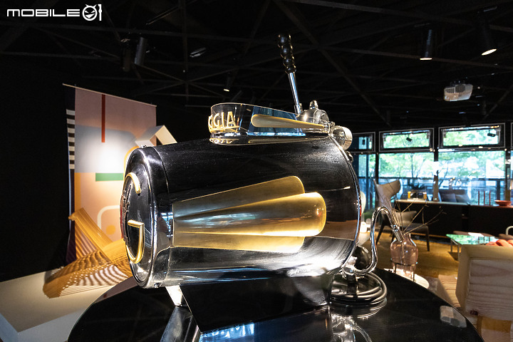 【設計選品】vol.01 MOT 明日選品 x 義大利經典設計：一睹全球限量 Ferrari V12 引擎書盒、獨家蒐藏 Maserati V8 引擎桌...以經典淬煉不凡！