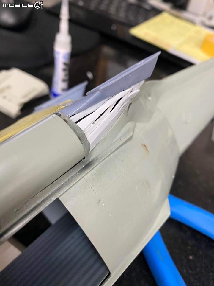 點我看大圖 1/35 空中勤務總隊 UH-60M-14 重裝型黑鷹直升機製作紀實