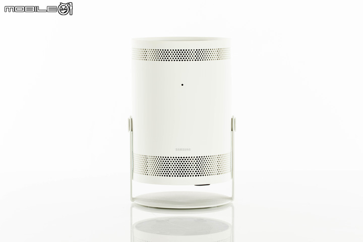 Samsung The Freestyle 迷你行動投影機試用 小巧身形卻能智慧投放大畫面感受