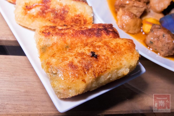 【宅配美食】40年台南素食名店推出宅配|母親節套餐免運送到家|50年研發料理師傅|滿滿料的蟲草首烏燉盅|小孩也愛的曼餘米糕~天心岩素食宅配