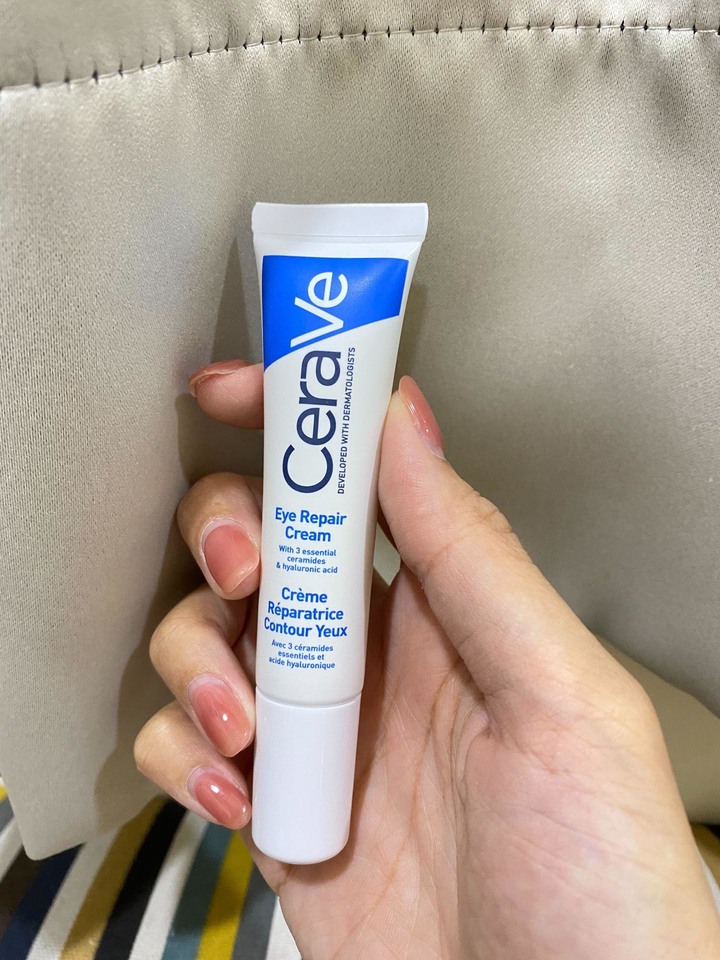 點我看大圖 從CeraVe修護乳愛用入坑到連精華水、眼霜都愛~