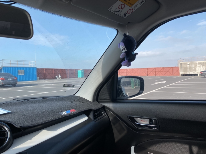 隔熱紙太藍吧？