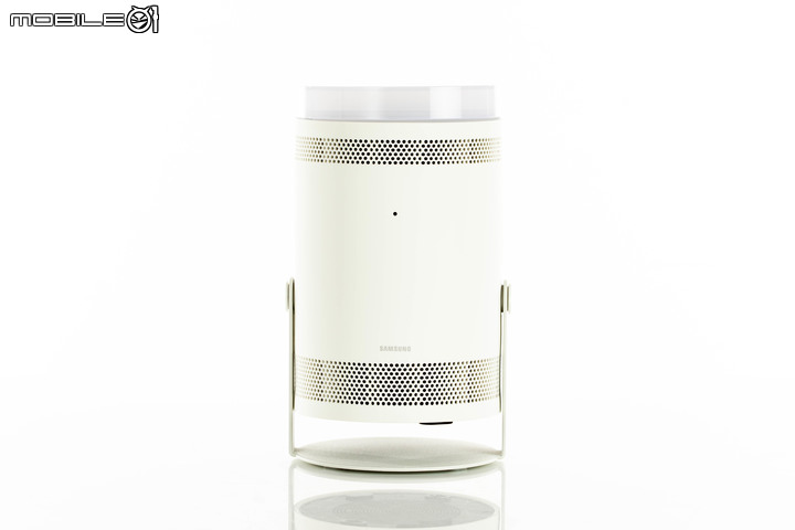 Samsung The Freestyle 迷你行動投影機試用 小巧身形卻能智慧投放大畫面感受
