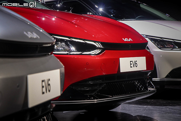 【採訪】較預售價再調漲!Kia EV6電動跨界休旅車158.9萬元起正式發表!