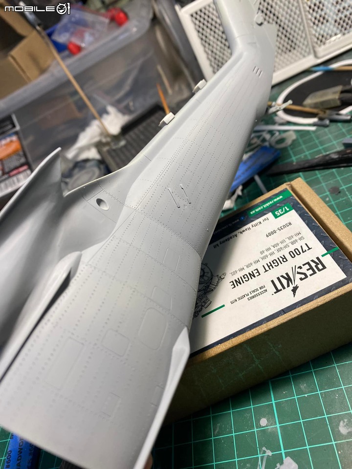 點我看大圖 1/35 空中勤務總隊 UH-60M-14 重裝型黑鷹直升機製作紀實