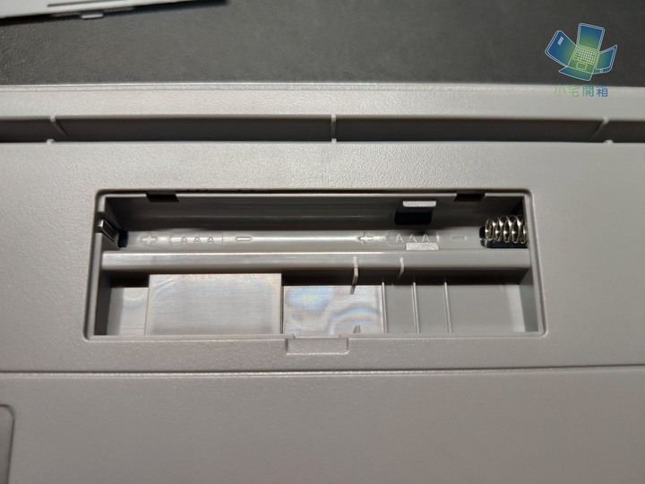 【小宅開箱】復古碰撞無線新技術 ikbc w210 藍牙雙模無線機械鍵盤開箱