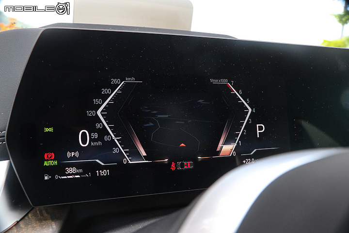 BMW 220i Active Tourer Luxury 大改款試駕｜不只iDrive 8.0，你得再重新認識一次這輛BMW！