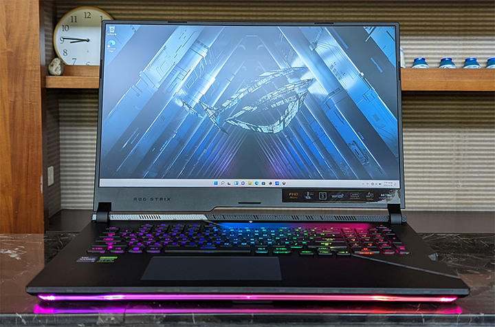 Road to SCAR…ROG SCAR 17 G733ZM開箱