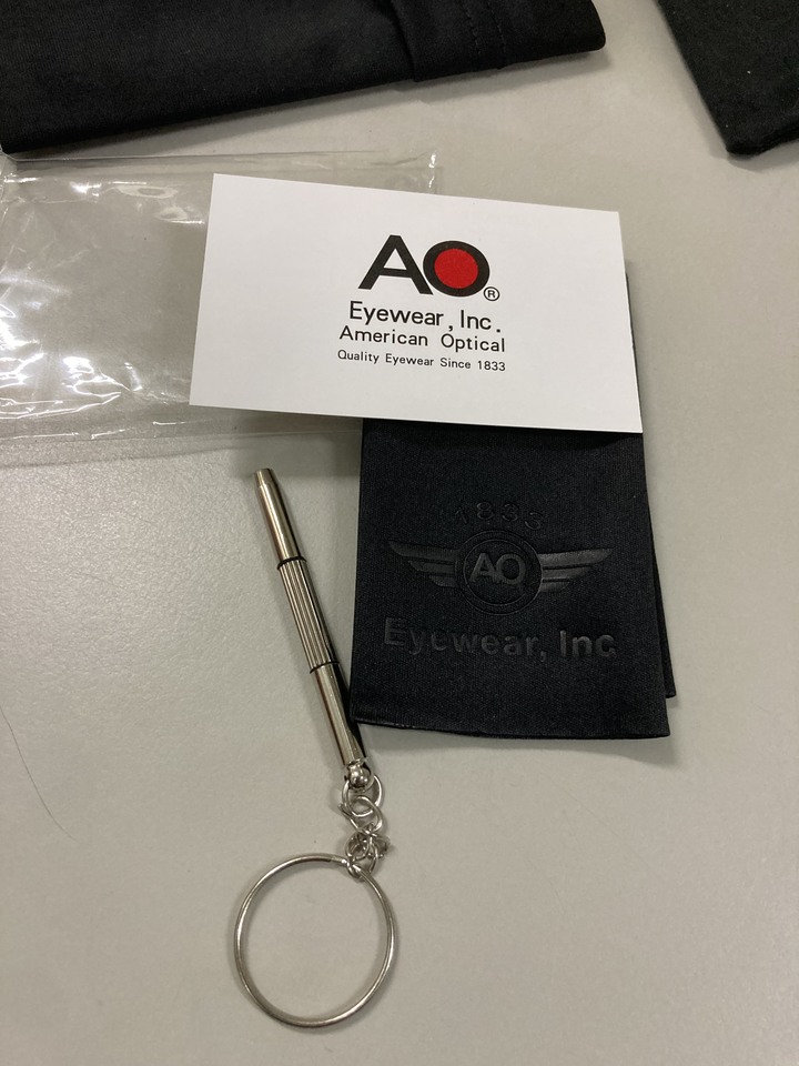 【開箱分享】AO 太陽眼鏡 大家來找碴,求大神看真假