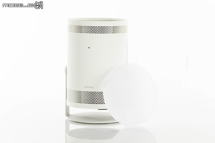 Samsung The Freestyle 迷你行動投影機試用 小巧身形卻能智慧投放大畫面感受
