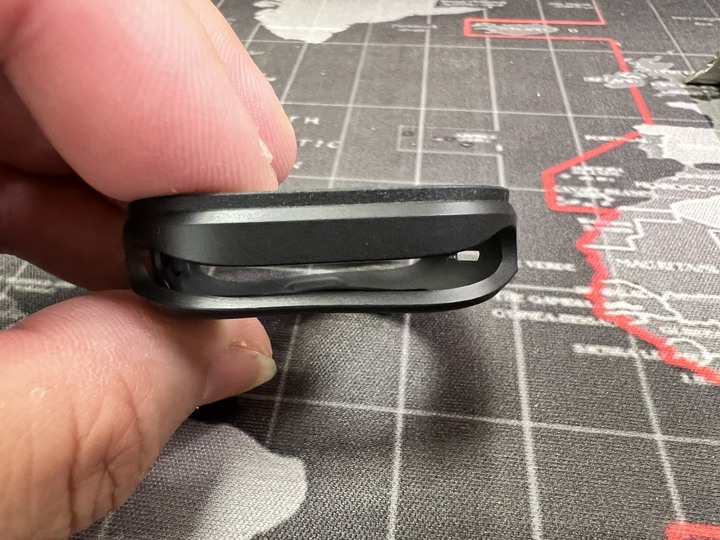 [分享文] Apple Watch 7 + Rearth Ringke Apple Watch 環保矽膠運動錶帶 + Rearth Ringke Apple Watch 抗震保護殼